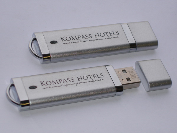 Серебряные флешки Kompass Hotels