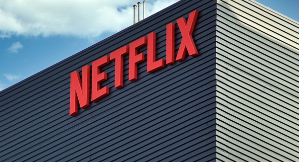 Netflix 3 ноября запустит более дешевый план подписки с рекламой