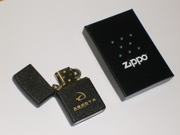 Зажигалки Zippo с логотипом